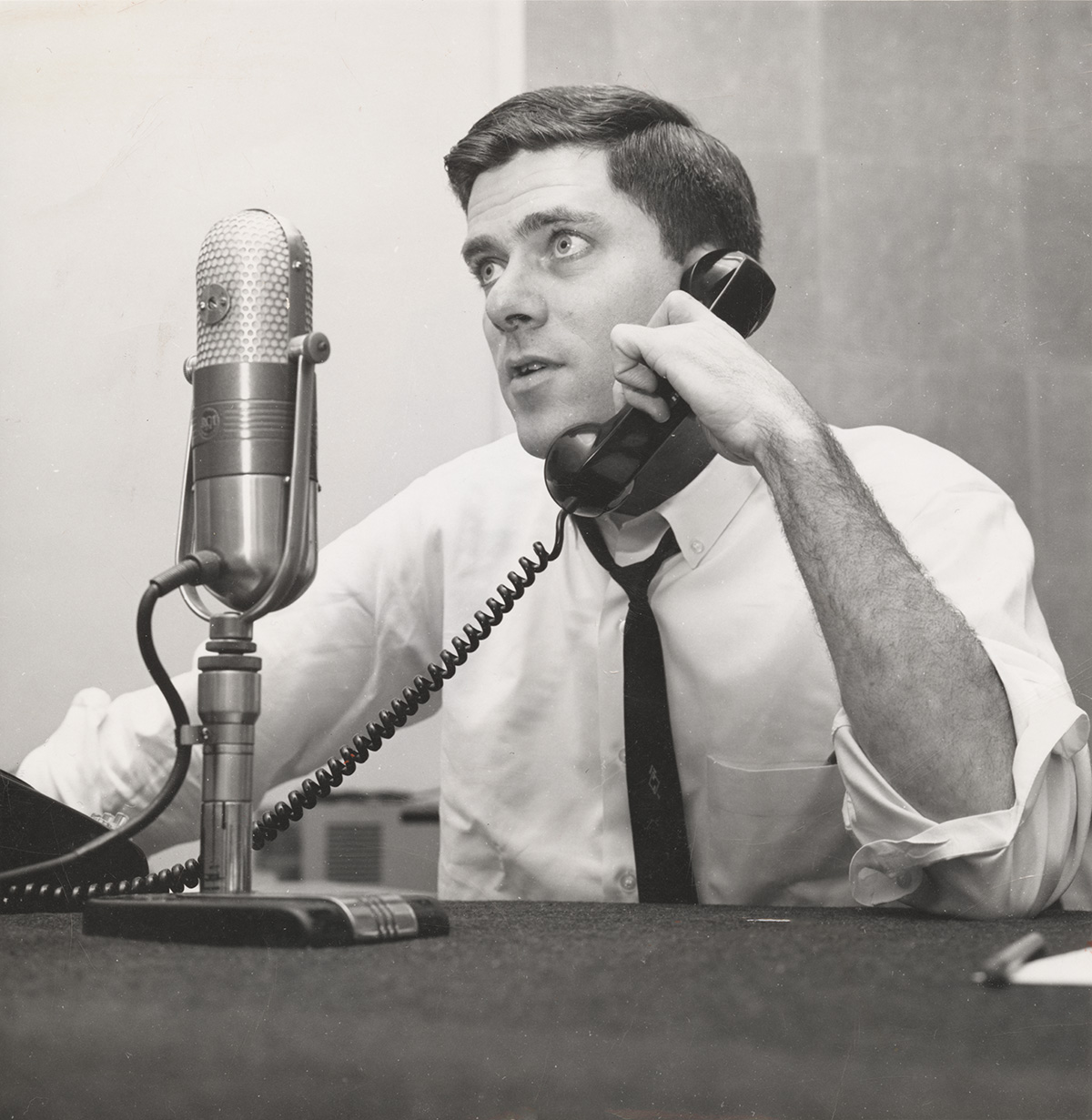 Legendary host dies at 88, he was a pioneer of talk shows: “His show broke RECORDS”