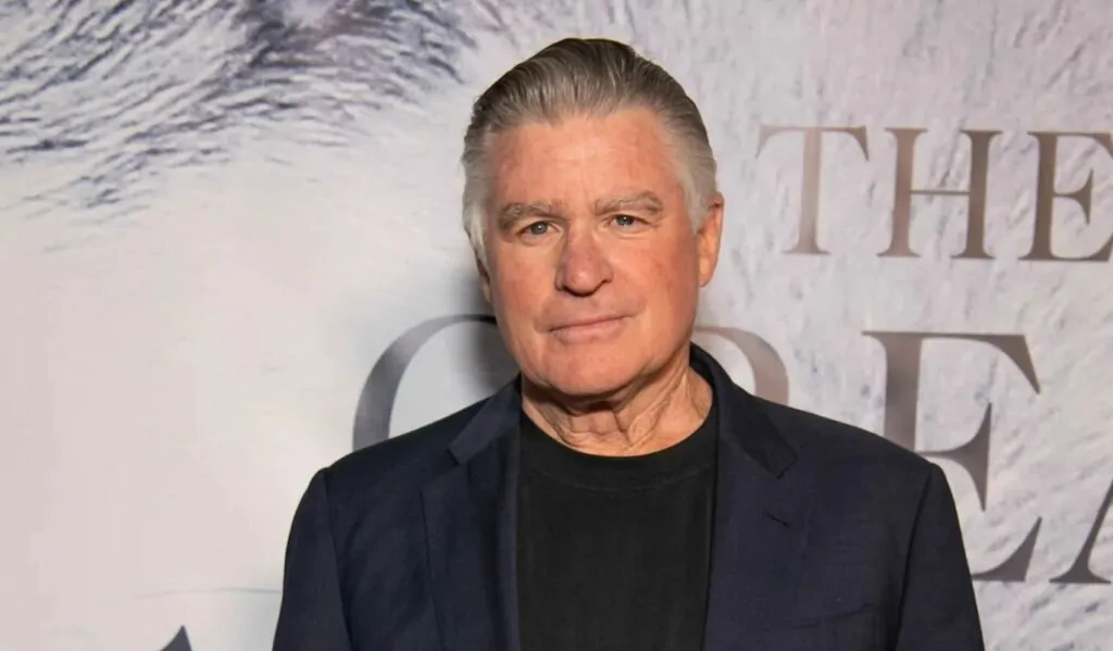 After Treat Williams’ untimely departure, Catherine Zeta-Jones and John Travolta lead heartfelt tributes to him