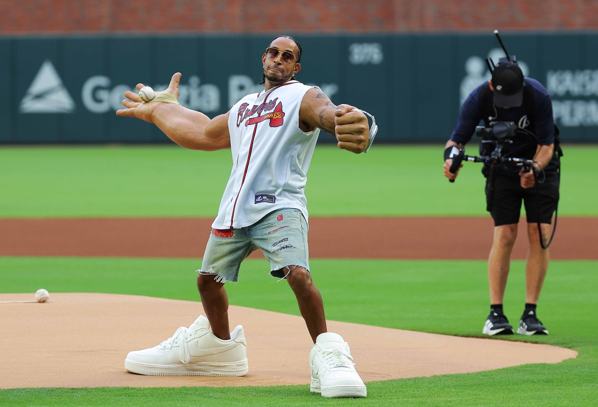 Rapper Ludacris Throws Out First Pitch At Braves Game