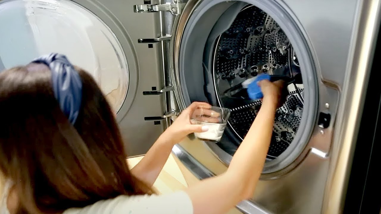 Keeping Your Washing Machine’s Interior Clean