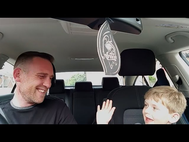 Adorable Dad And Son Singalong In Car To Frank Sinatra Goes Super Viral